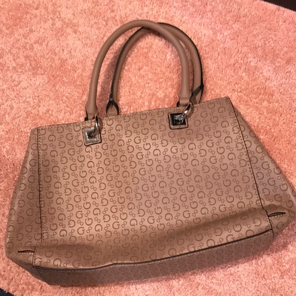 Mauve pink Guess purse - Picture 2 of 3